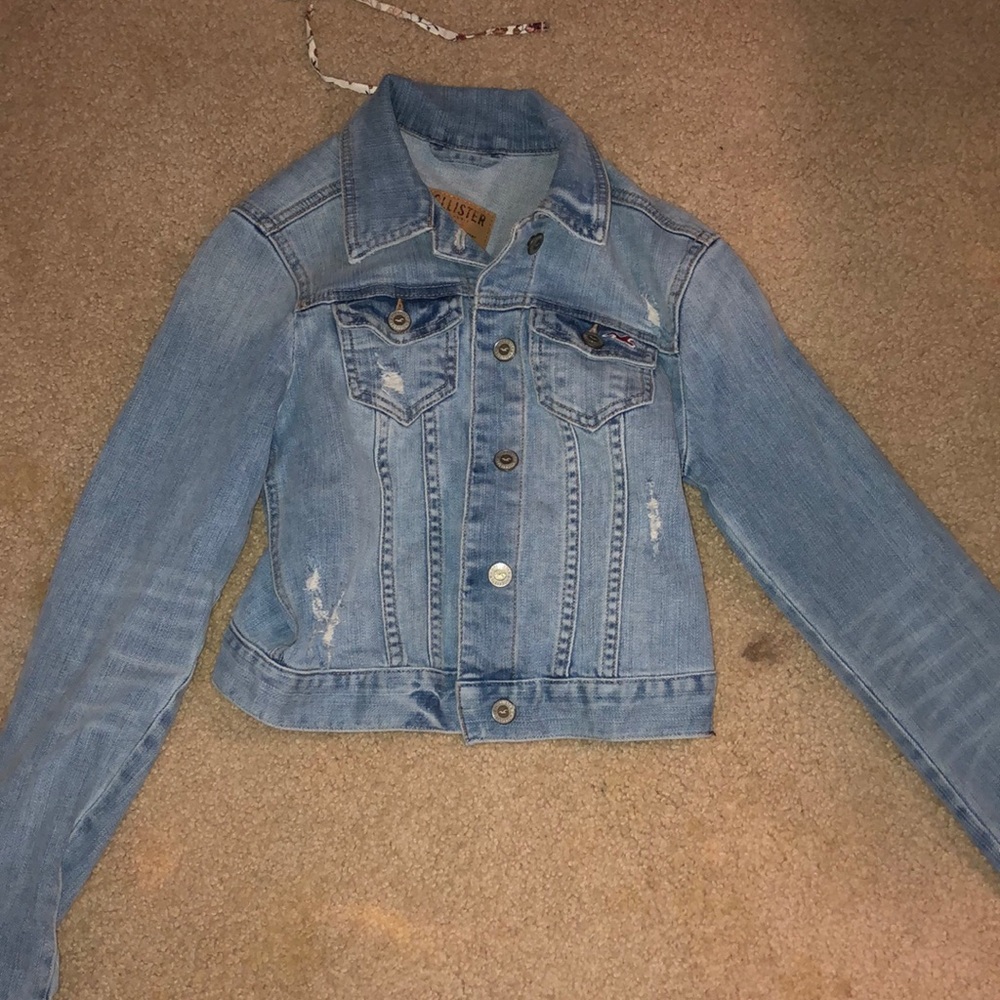 Cropped jean jacket
